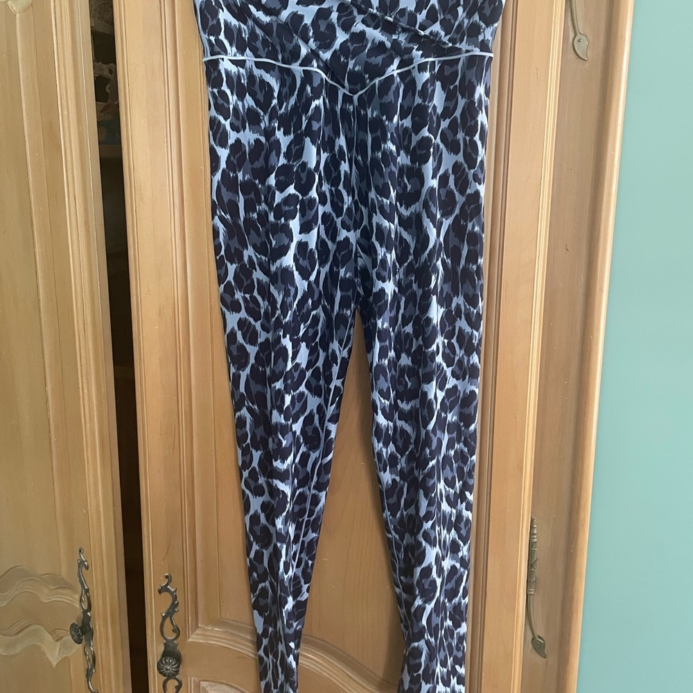 Aerie Blue and White Patterned Leggings